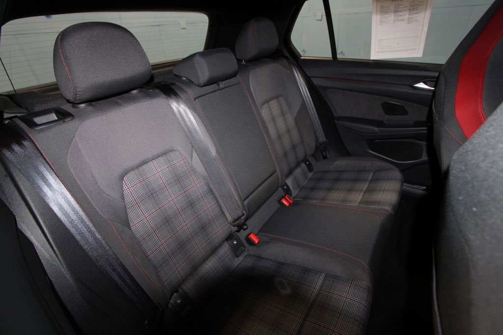Used 2024 Volkswagen GTI SE image 21