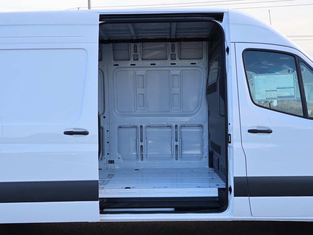 New 2026 Mercedes-Benz Sprinter 2500 image 15