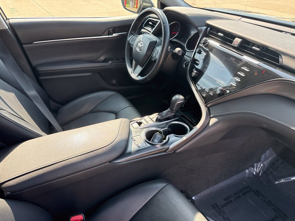 Used 2019 Toyota Camry XSE FWD image 22