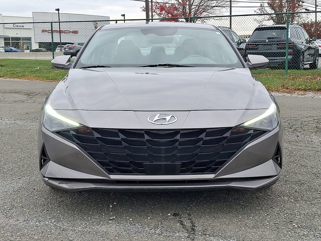 Used 2023 Hyundai Elantra SEL w/ Convenience Package image 5
