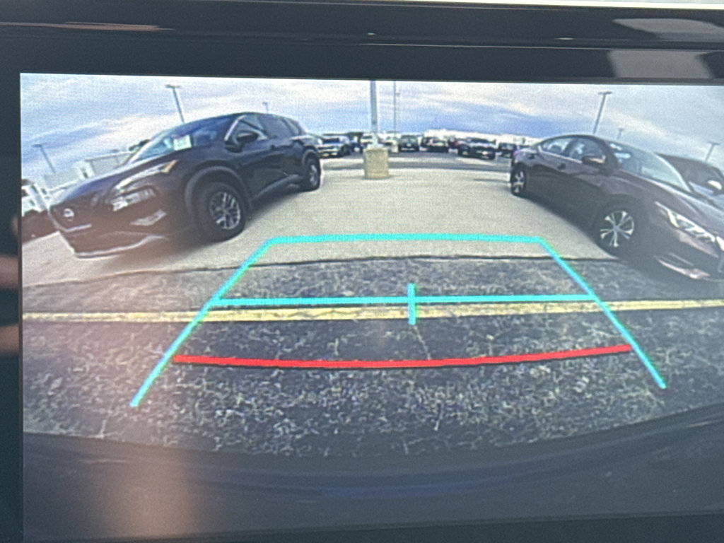 Used 2022 Toyota Corolla Cross LE image 21