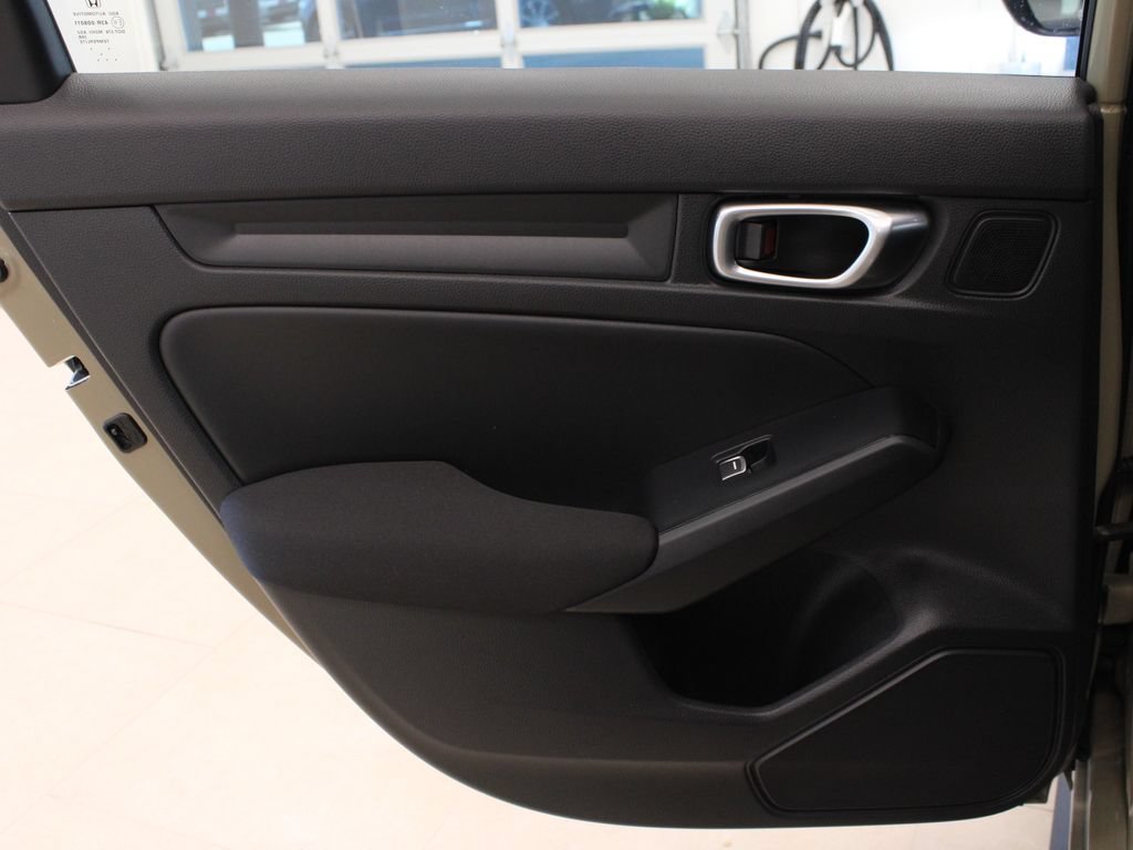 Used 2025 Honda Civic Sport image 26