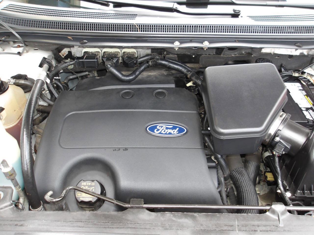 Used 2012 Ford Edge SEL FWD image 25