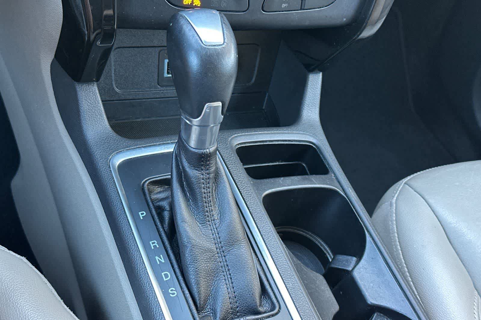 Used 2017 Ford Escape Titanium FWD image 24