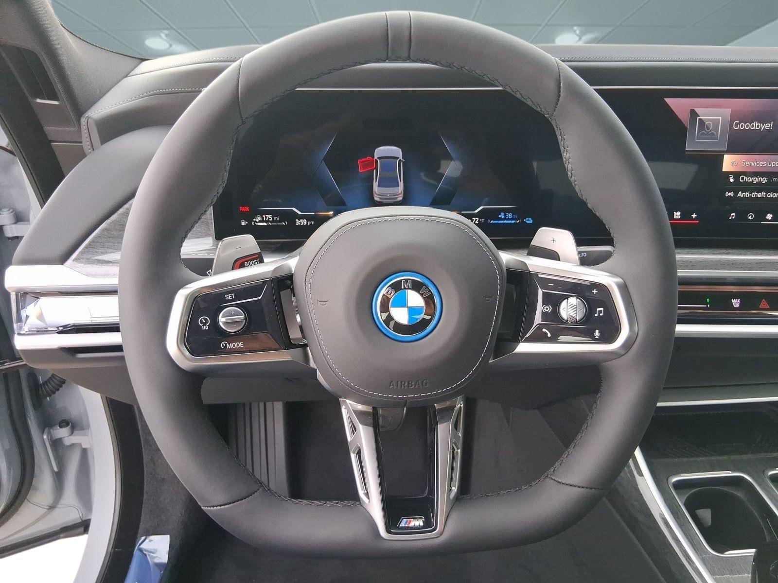 Used 2026 BMW 750e xDrive AWD/4WD image 11