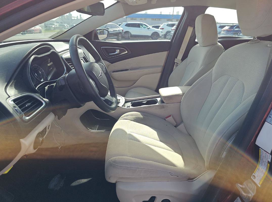 Used 2015 Chrysler 200 Limited w/ Convenience Group FWD image 7