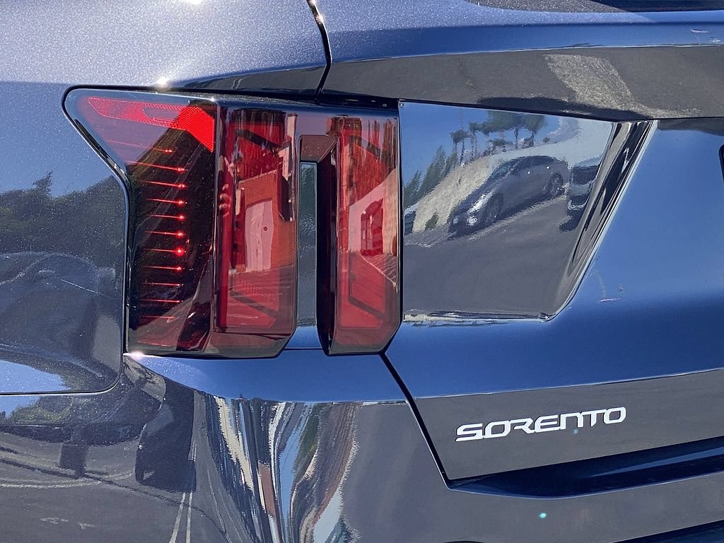 New 2026 Kia Sorento LX FWD image 3