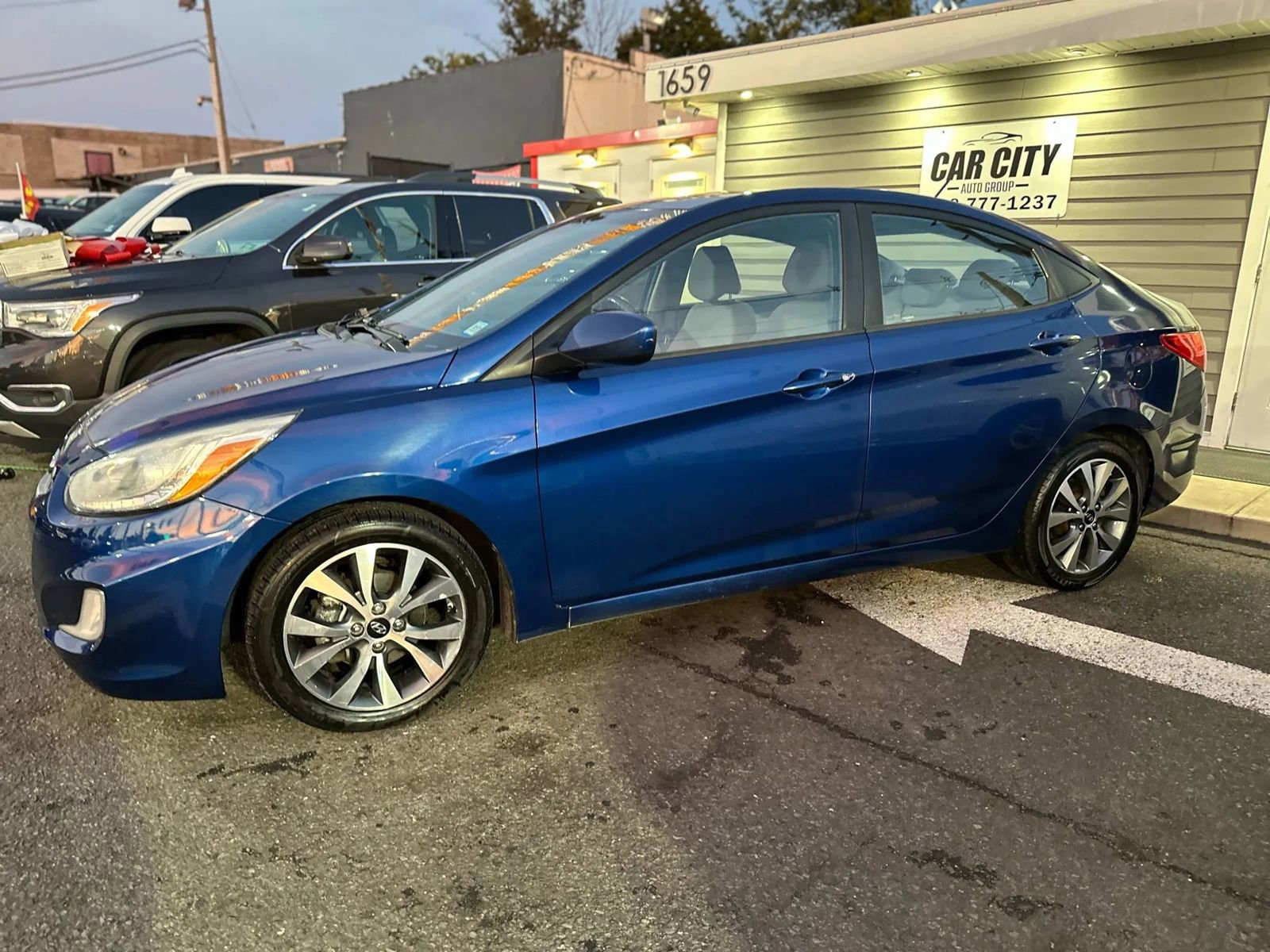 Used 2016 Hyundai Accent SE w/ Option Group 03 image 8