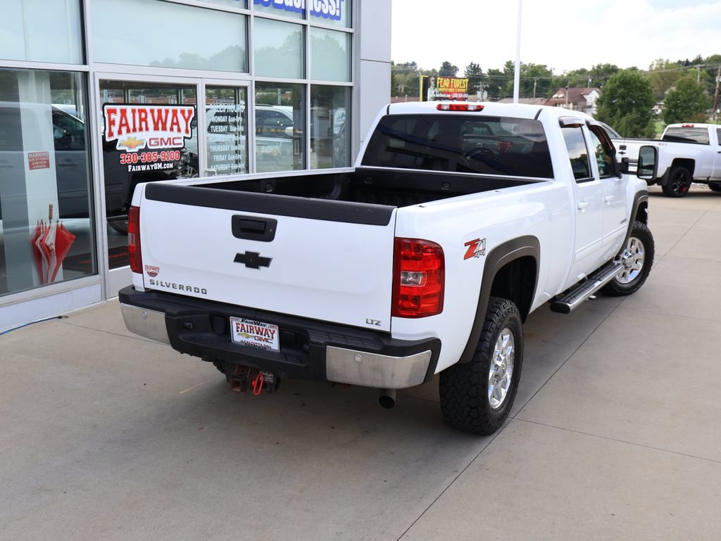 Used 2014 Chevrolet Silverado 2500 LTZ w/ LTZ Plus Package AWD/4WD image 42