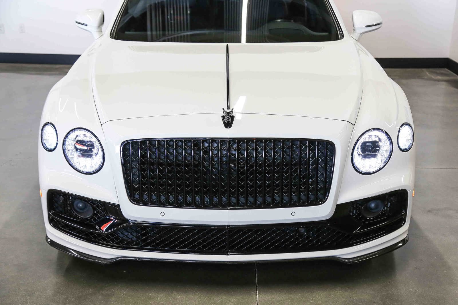 Used 2022 Bentley Flying Spur V8 AWD/4WD image 11
