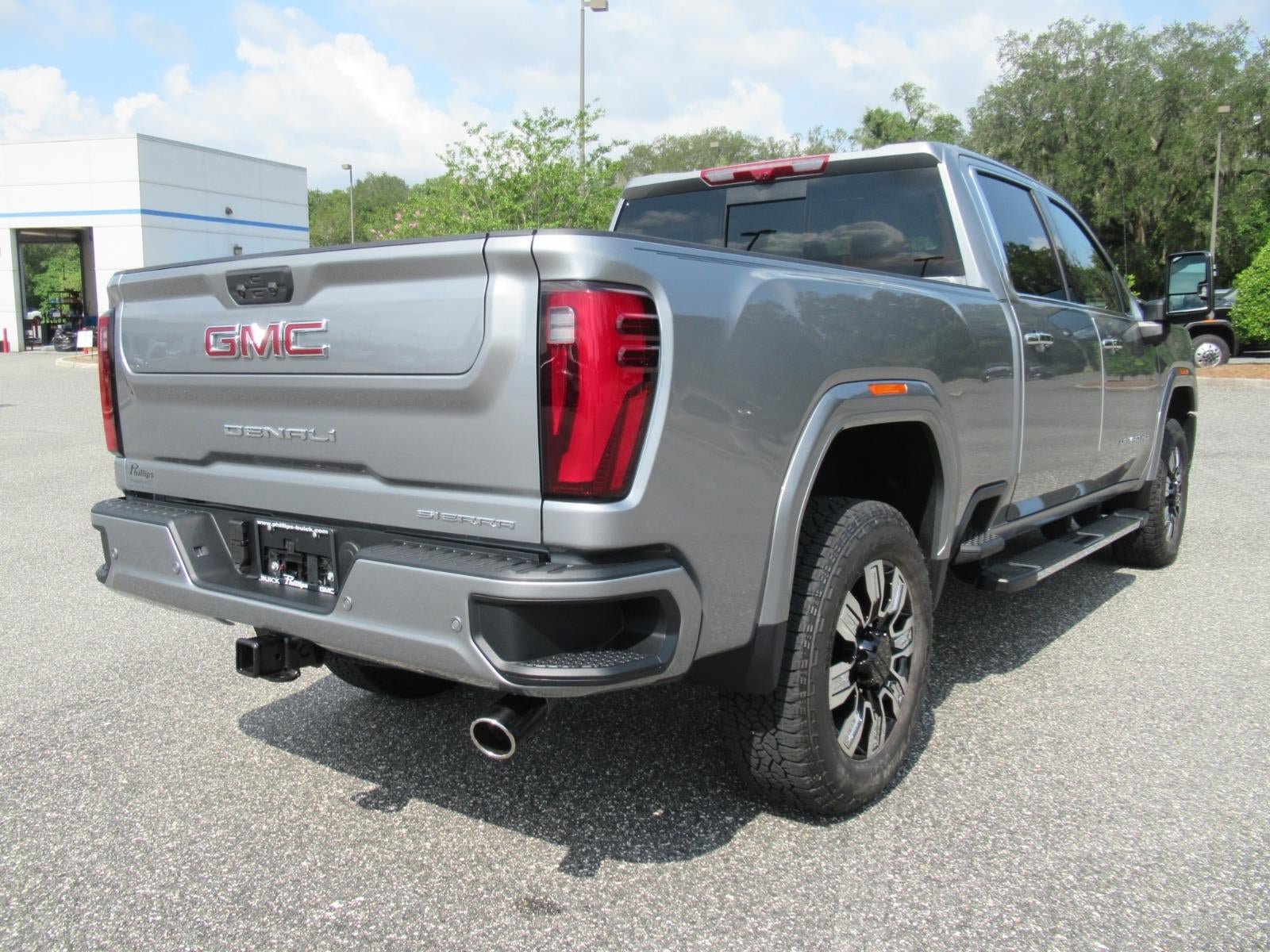New 2026 GMC Sierra 2500 Denali w/ Denali Reserve Package AWD/4WD image 7