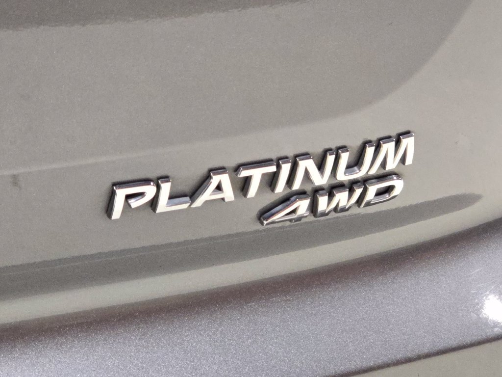 Used 2023 Nissan Pathfinder Platinum AWD/4WD image 22