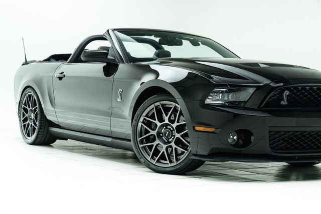 Used 2012 Ford Mustang Shelby GT500 w/ Electronics Pkg RWD image 3