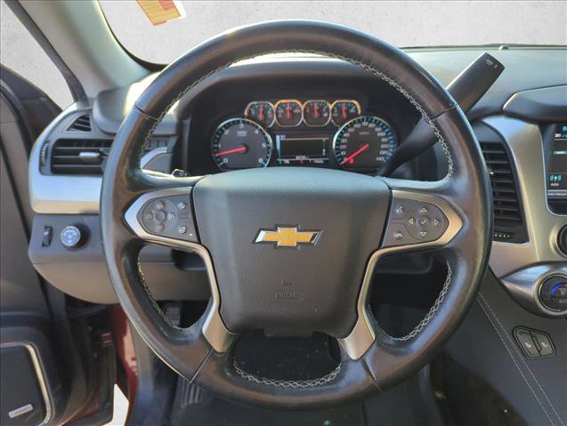 Used 2020 Chevrolet Suburban LT w/ Luxury Package image 11