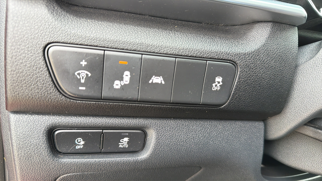 Used 2022 Kia Niro EX w/ Cold Weather Package FWD image 24