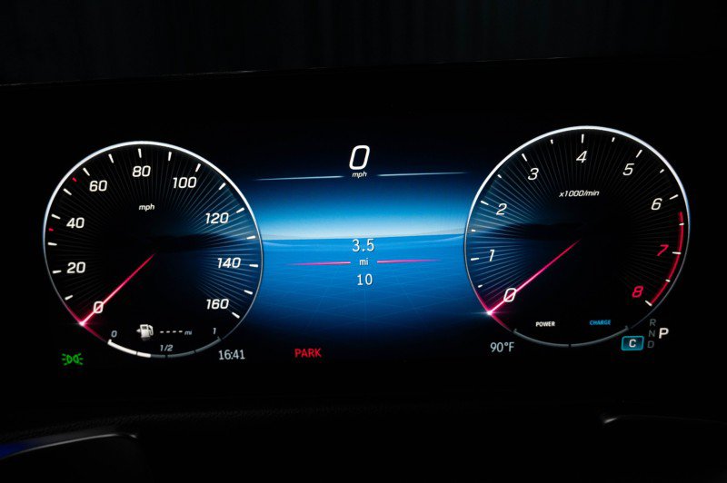 New 2026 Mercedes-Benz GLB 250 image 24