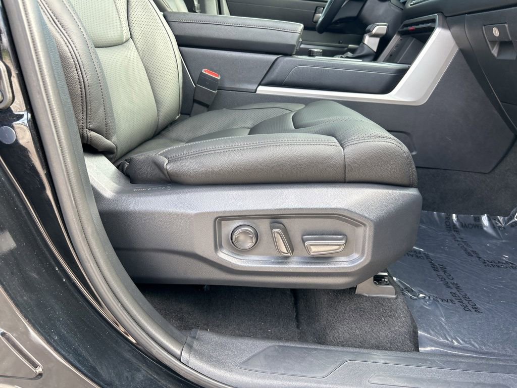 Used 2025 Toyota Sequoia SR5 image 40