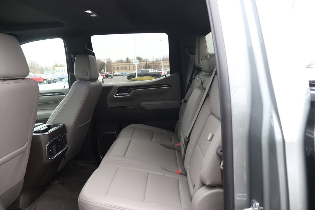 Used 2023 Chevrolet Silverado 1500 LTZ w/ LTZ Premium Package image 37