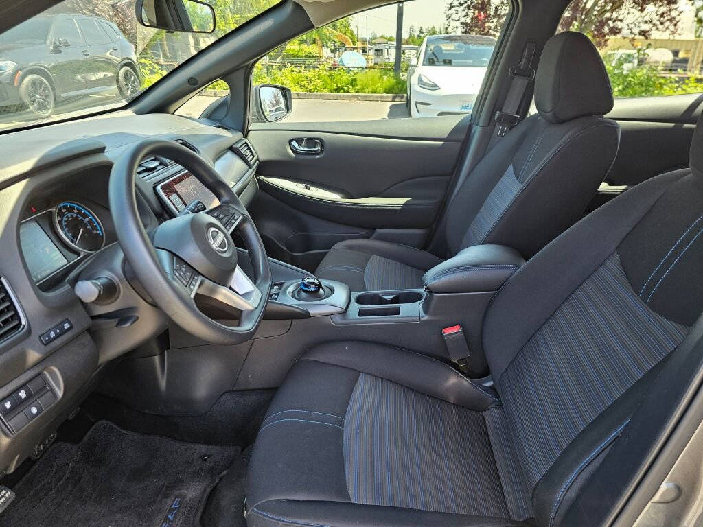 Used 2024 Nissan Leaf S FWD image 24