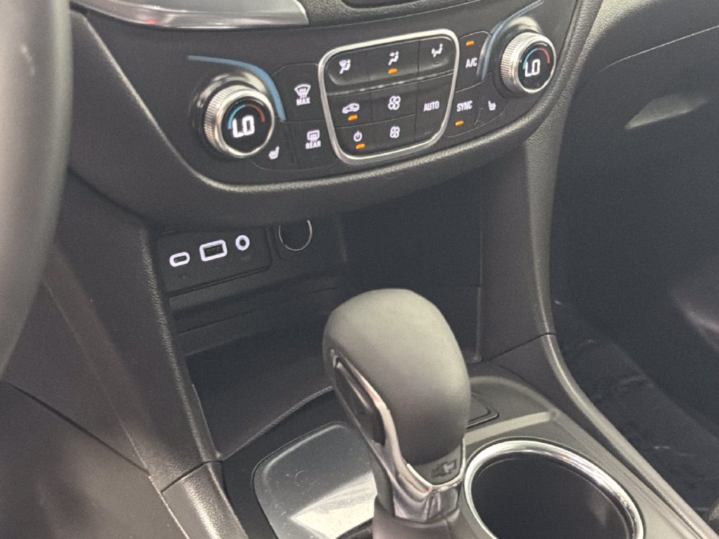 Certified 2024 Chevrolet Equinox LT FWD image 23