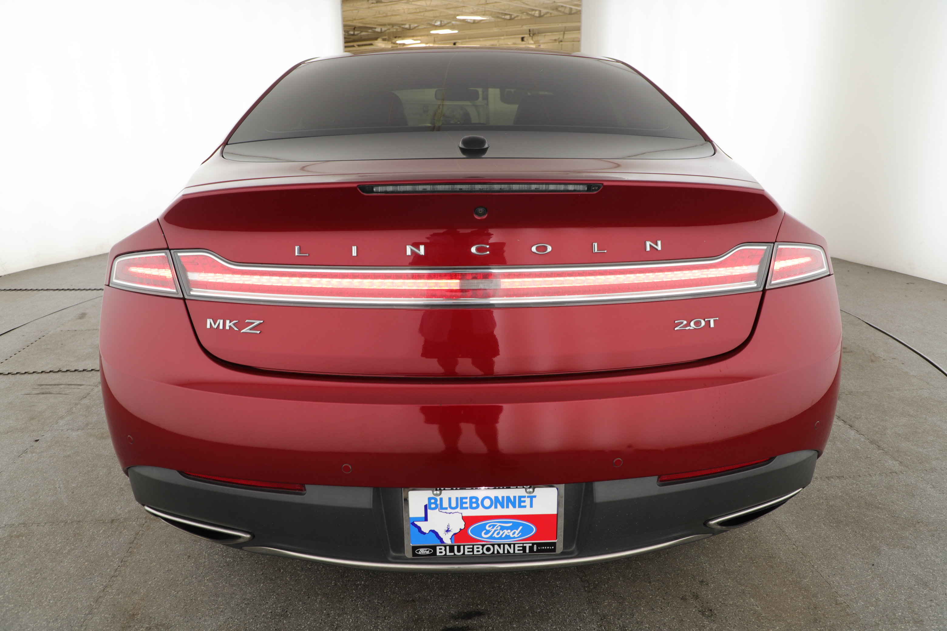 Used 2019 Lincoln MKZ Reserve w/ Reserve Plus Package FWD image 4