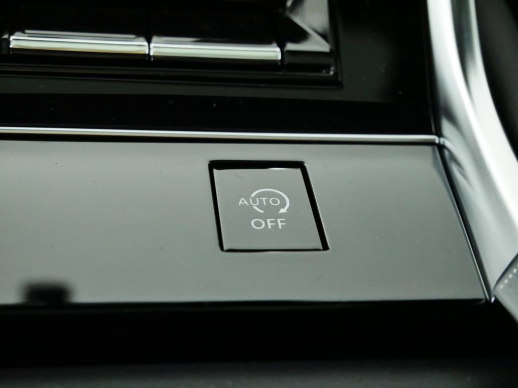 New 2025 Nissan Armada Platinum image 34