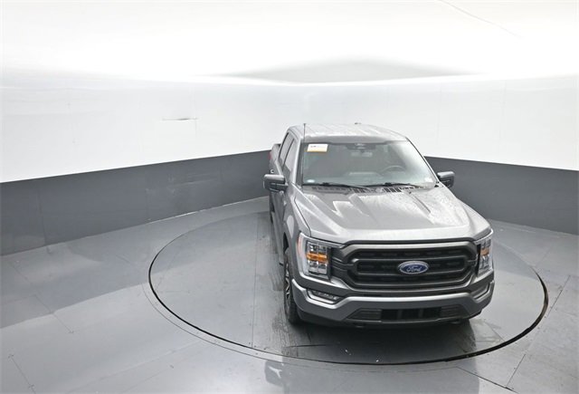 Certified 2022 Ford F150 XLT w/ Equipment Group 302A High image 18