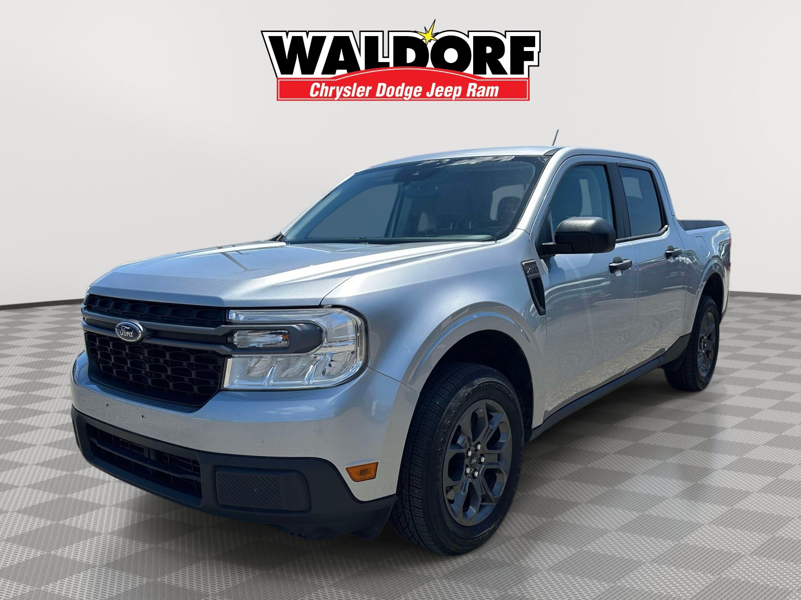 Used 2024 Ford Maverick XLT w/ Equipment Group 300A Standard AWD/4WD image 3