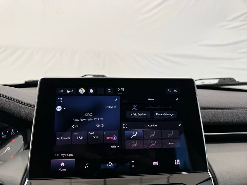 Used 2023 Jeep Compass Limited image 32