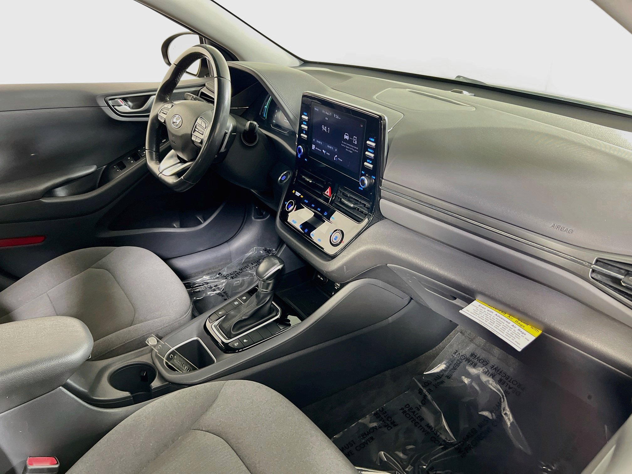 Used 2021 Hyundai Ioniq SEL FWD image 27