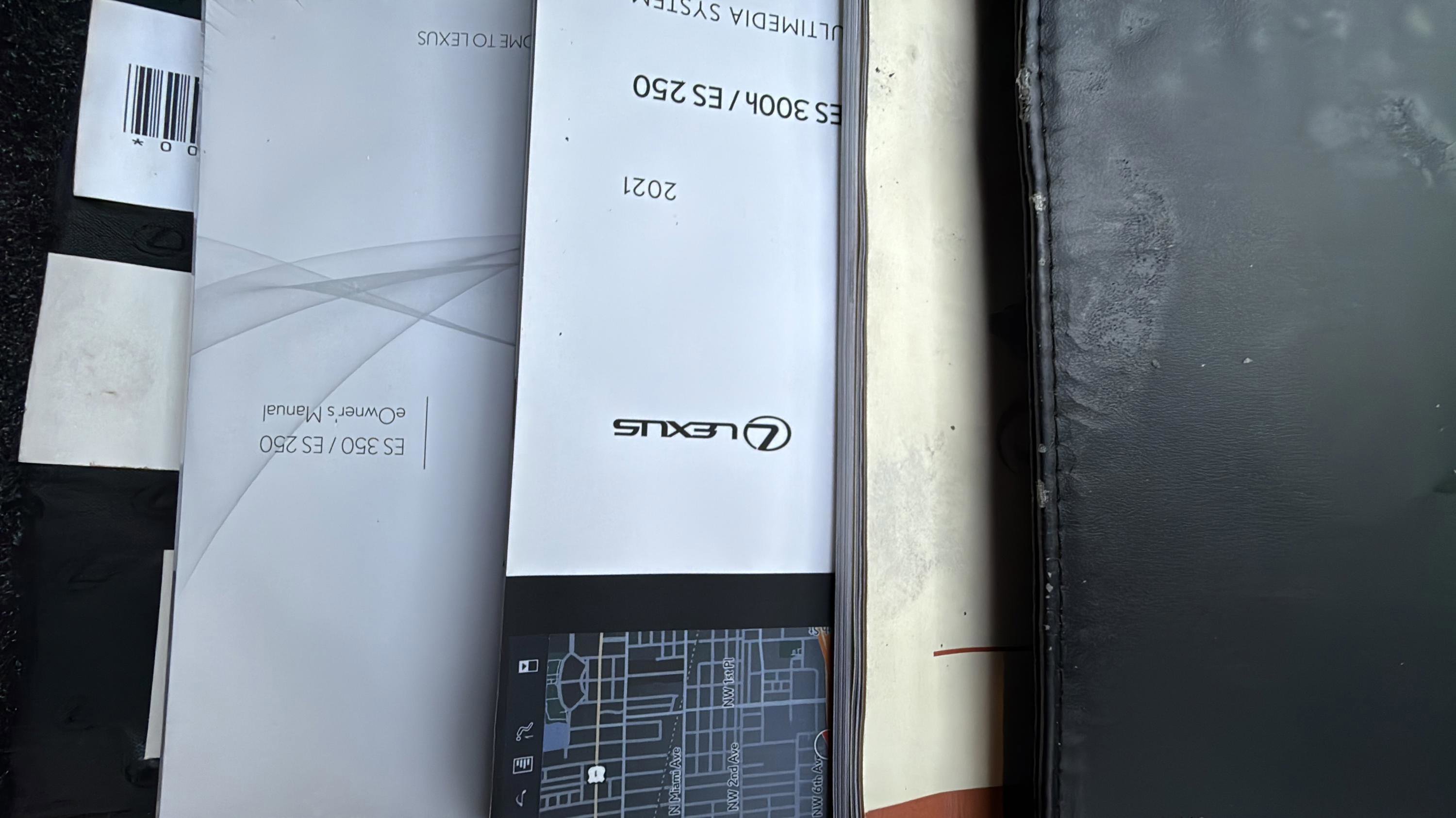 Used 2021 Lexus ES 350 w/ Accessory Package 2 image 40