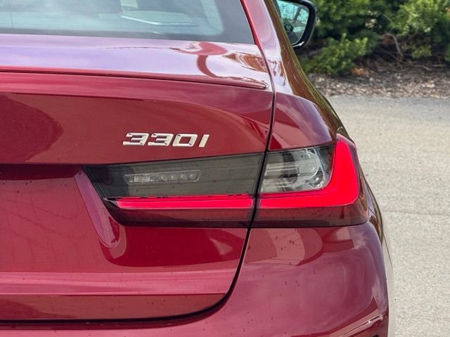 Certified 2025 BMW 330i xDrive Sedan w/ M Sport Package image 7