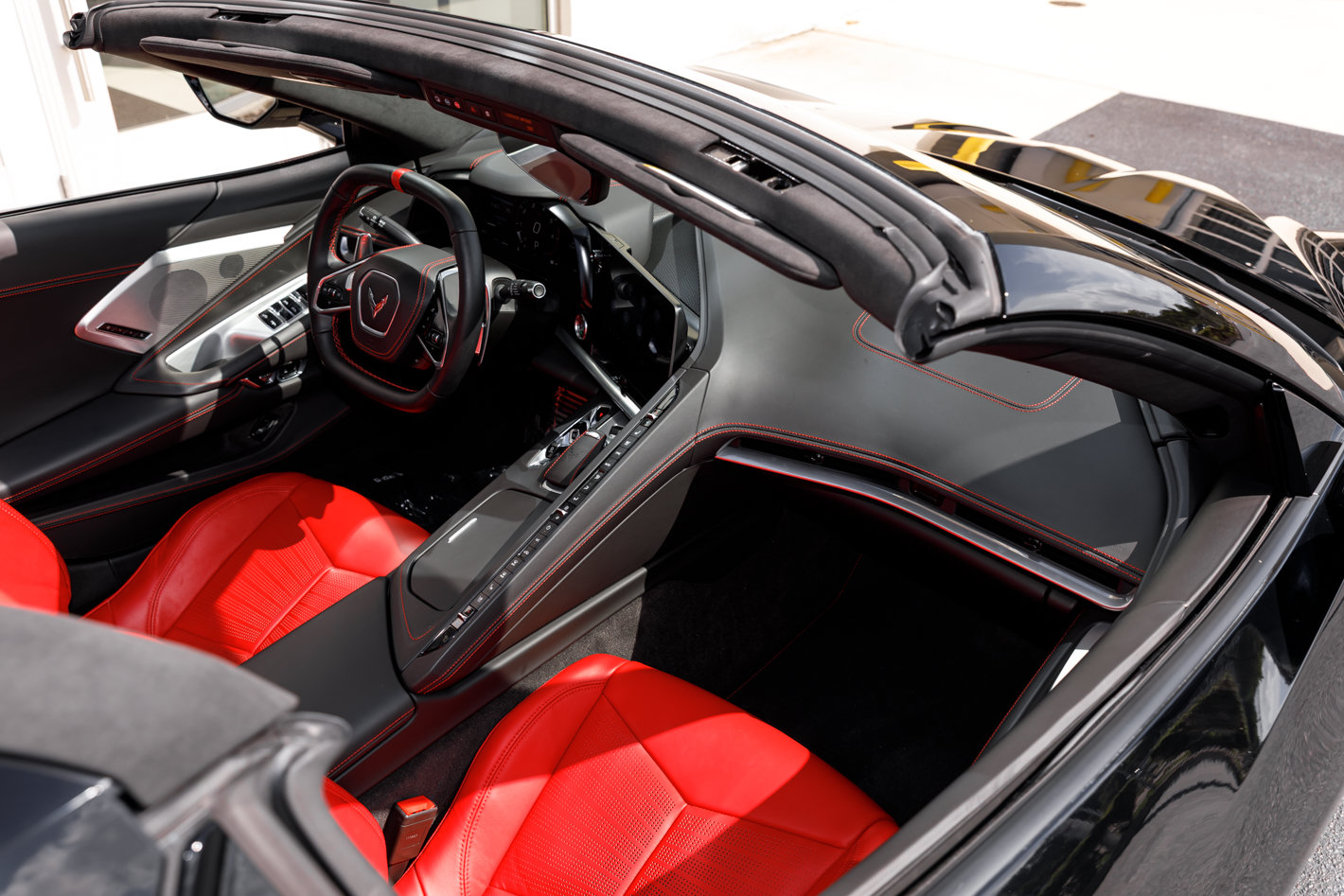 Used 2022 Chevrolet Corvette Stingray Premium Conv w/ Z51 Performance Package RWD image 34