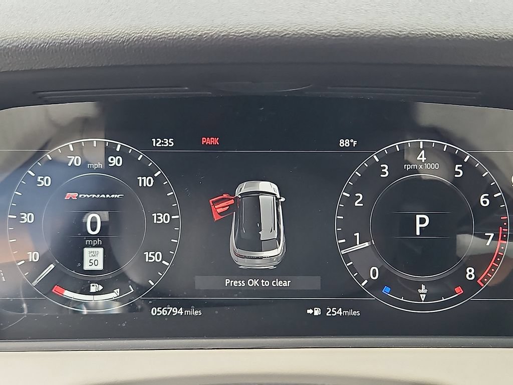 Used 2019 Land Rover Range Rover Velar R-Dynamic SE AWD/4WD image 22