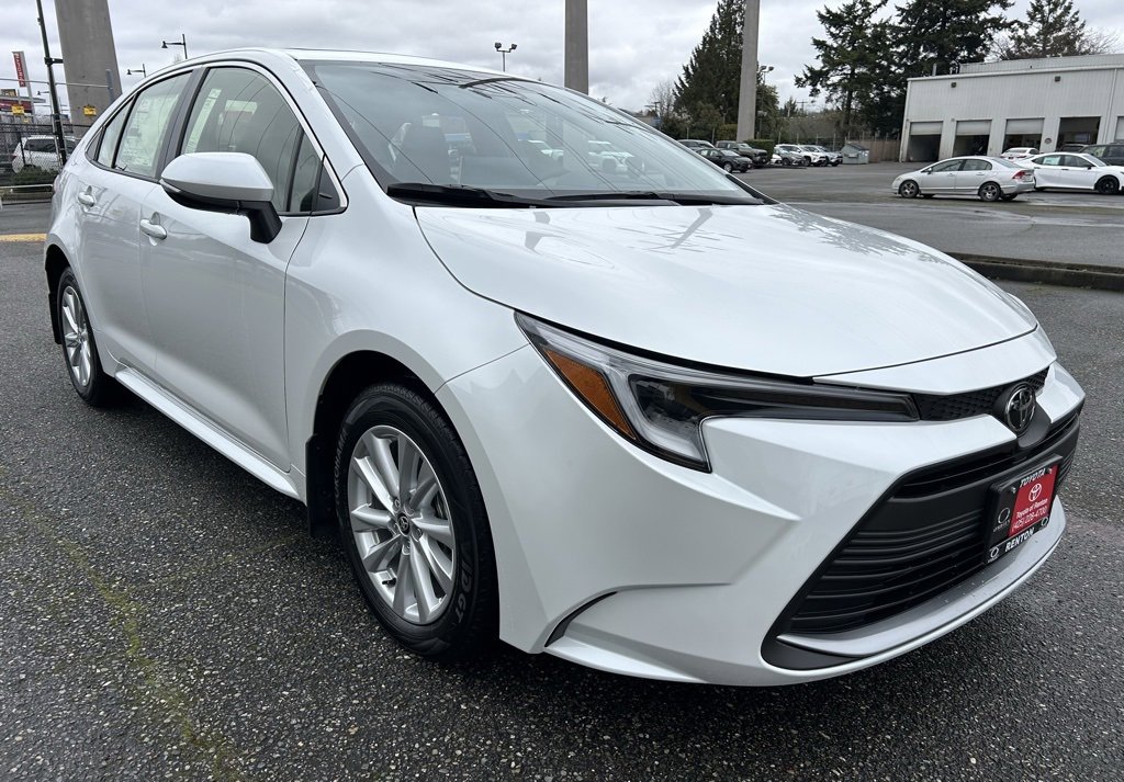 New 2026 Toyota Corolla XLE image 3