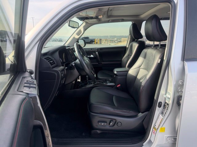 Used 2016 Toyota 4Runner Trail Premium AWD/4WD image 10