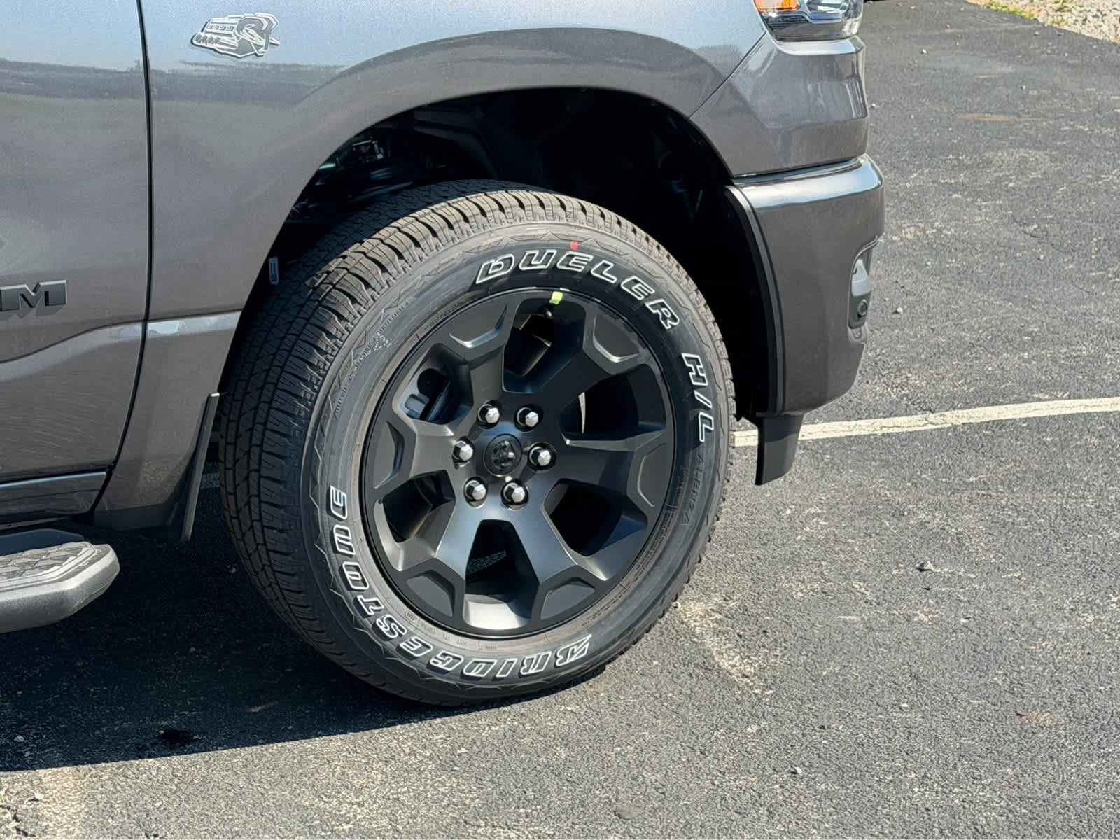 New 2027 RAM 1500 Express AWD/4WD image 6