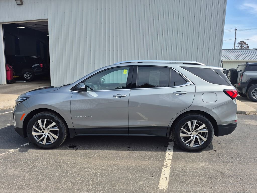 Used 2023 Chevrolet Equinox Premier image 8