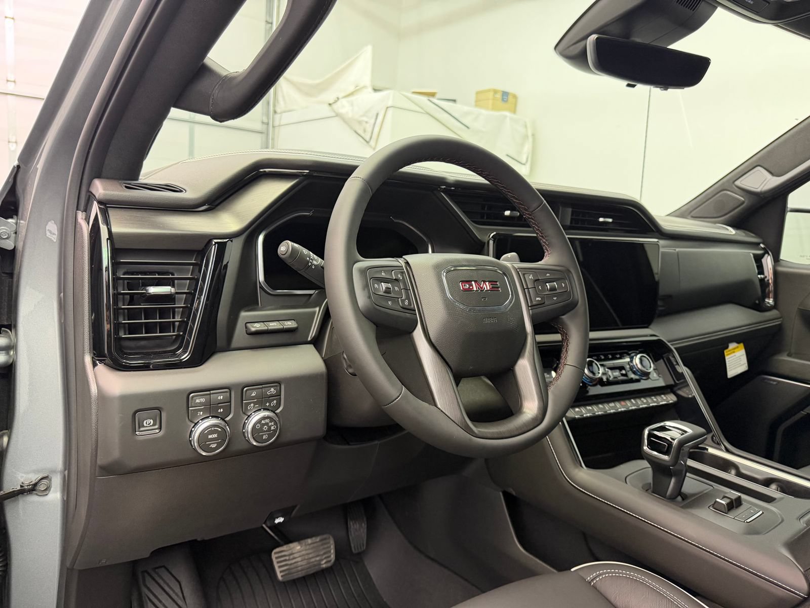 New 2026 GMC Sierra 1500 AT4X w/ AT4X AEV Edition AWD/4WD image 4