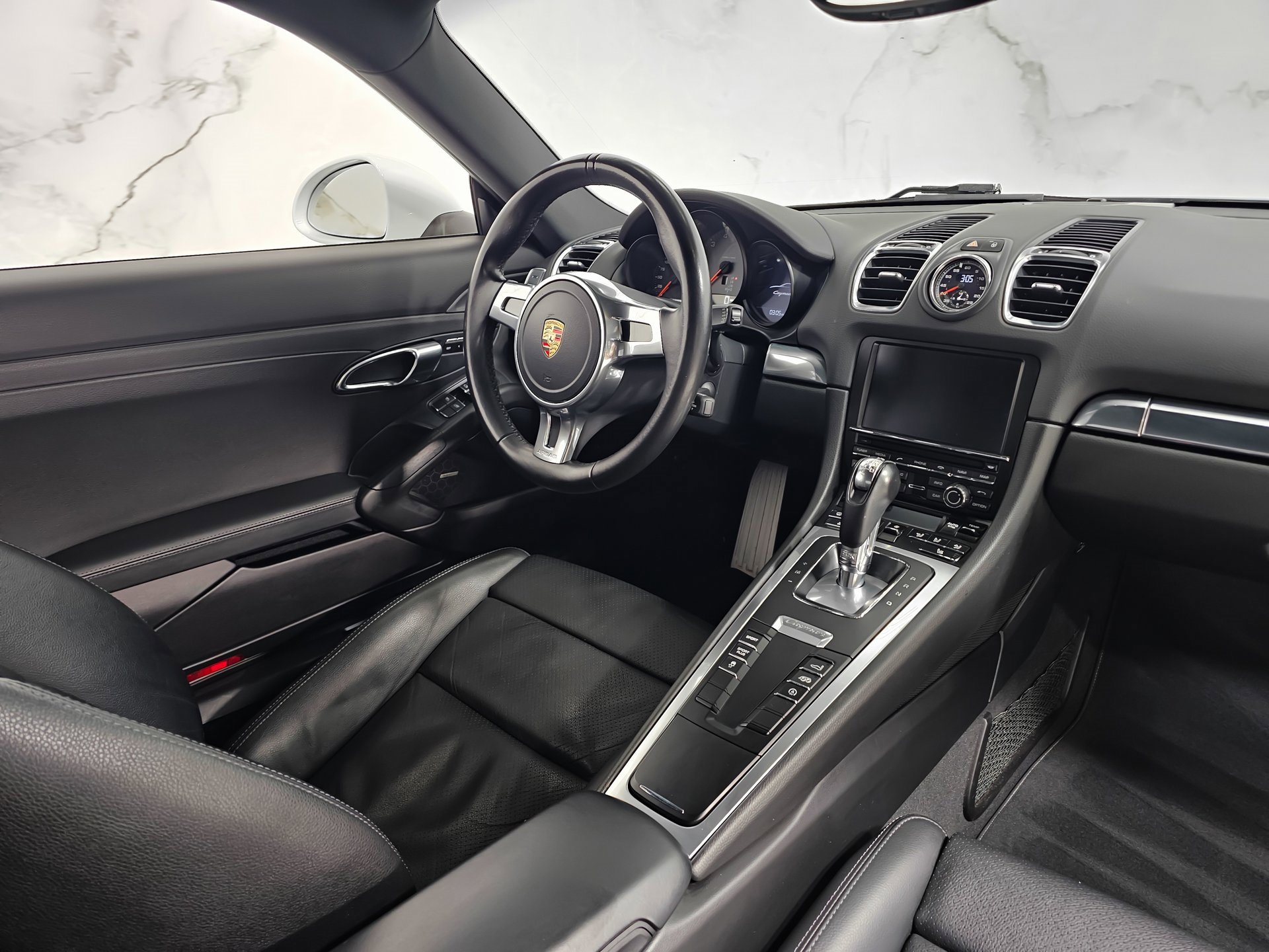 Used 2014 Porsche Cayman S image 4