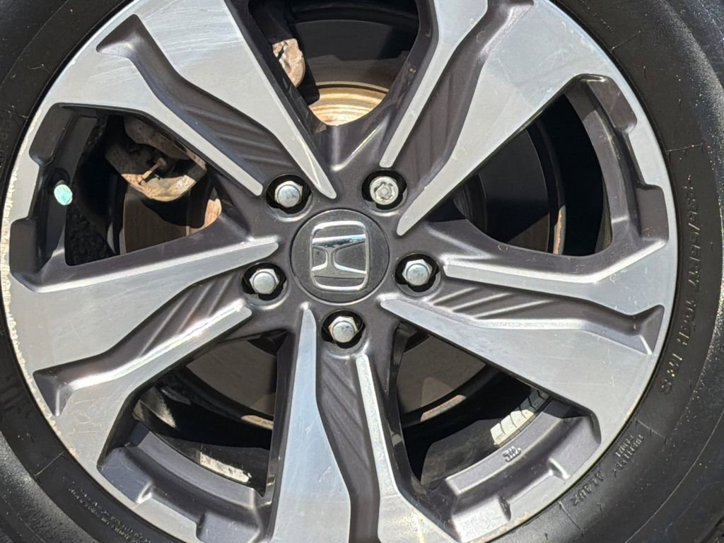 Used 2017 Honda CR-V LX image 6