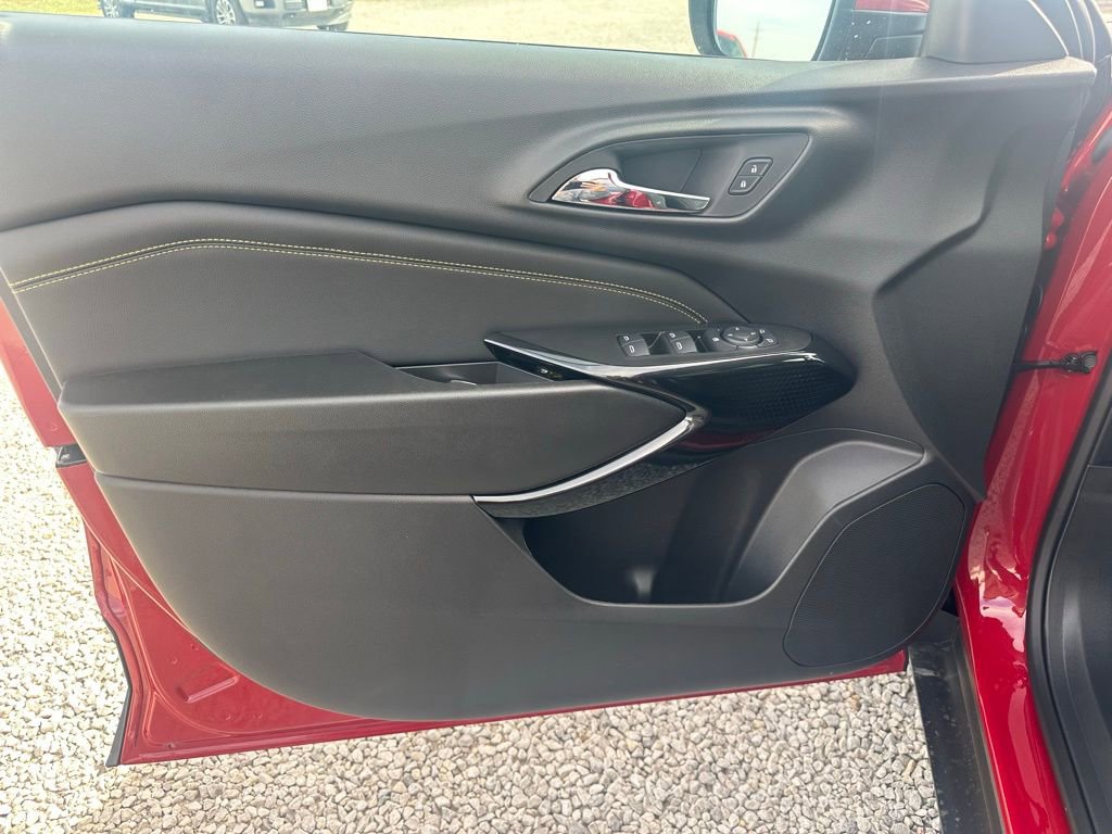 New 2026 Chevrolet Trax LT image 9