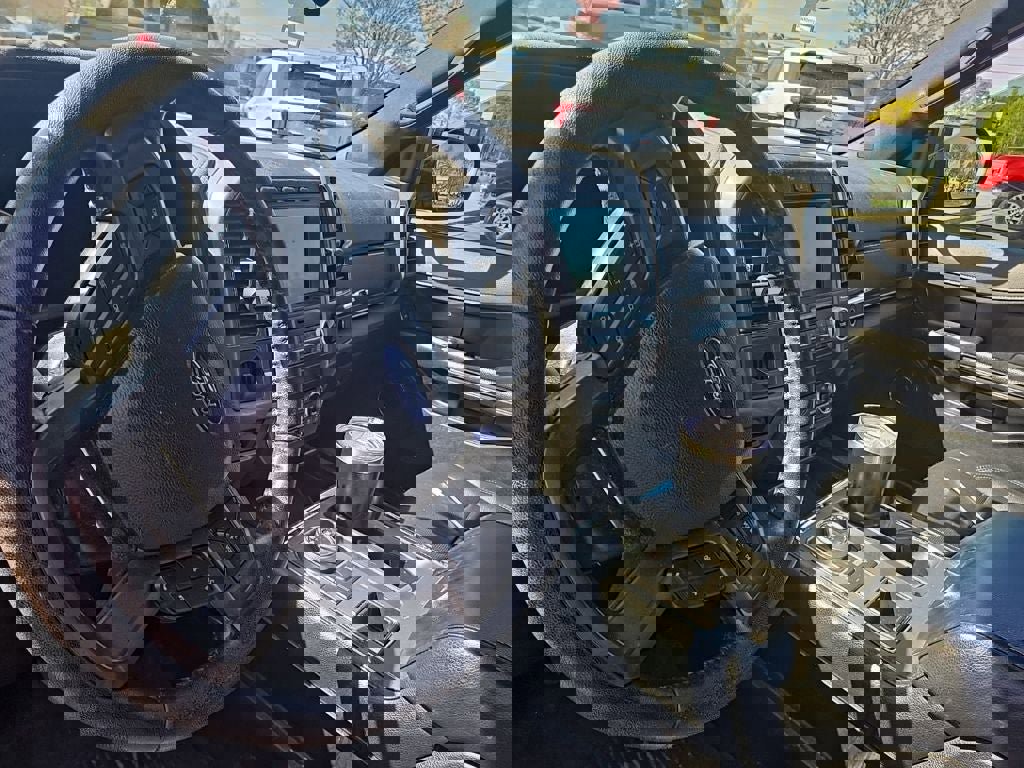 Certified 2020 Ford Expedition XLT w/ Equipment Group 202A image 10