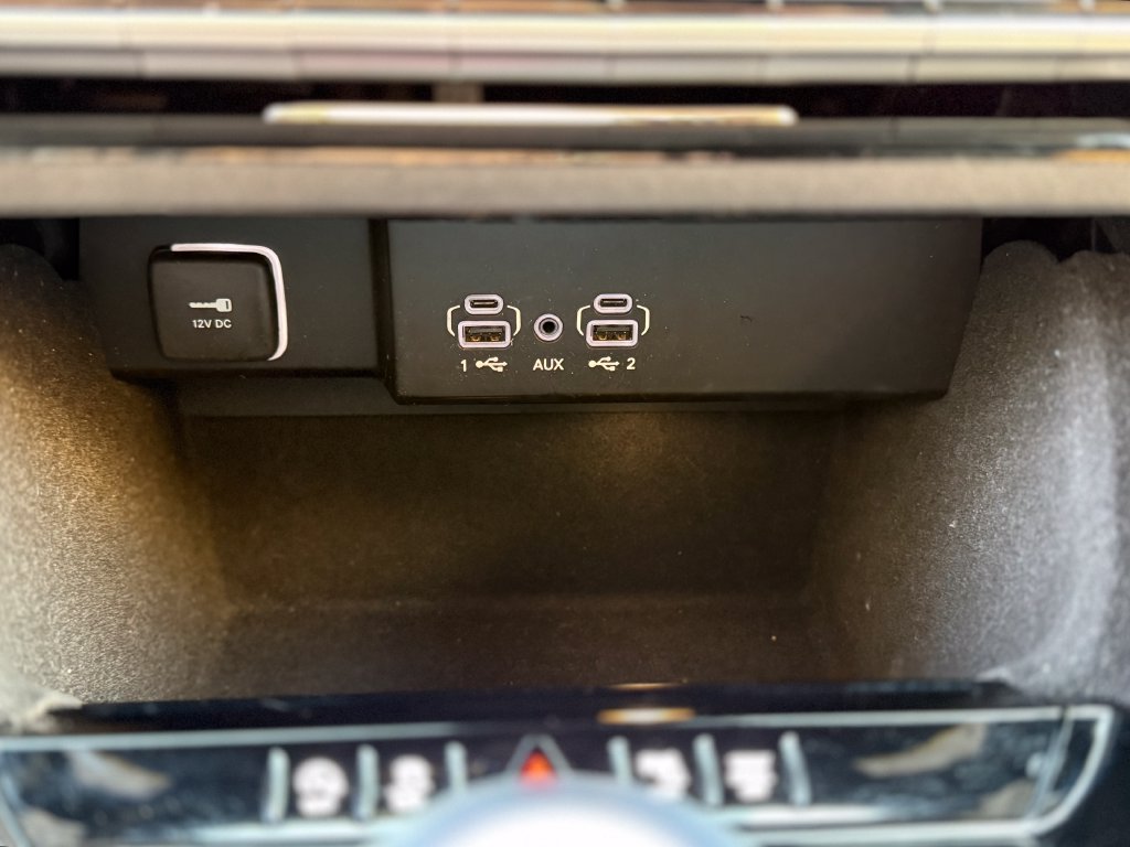 Used 2023 Jeep Wagoneer 4WD w/ Premium Group I image 26