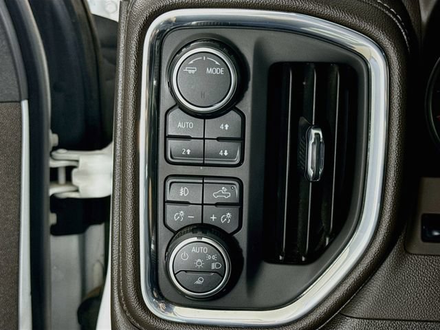 Used 2023 Chevrolet Silverado 3500 LTZ w/ LTZ Plus Package AWD/4WD image 11