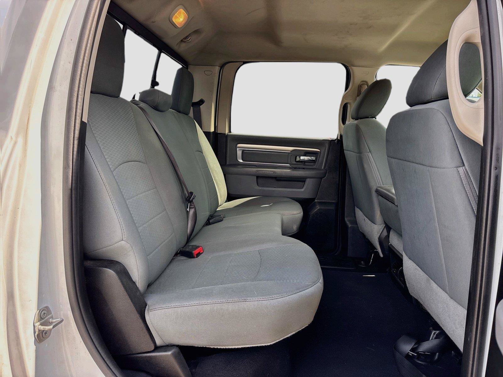 Used 2020 RAM 1500 Classic SLT RWD image 25