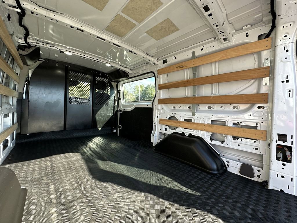 Used 2024 Ford Transit 250 Low Roof w/ Exterior Upgrade Package image 23