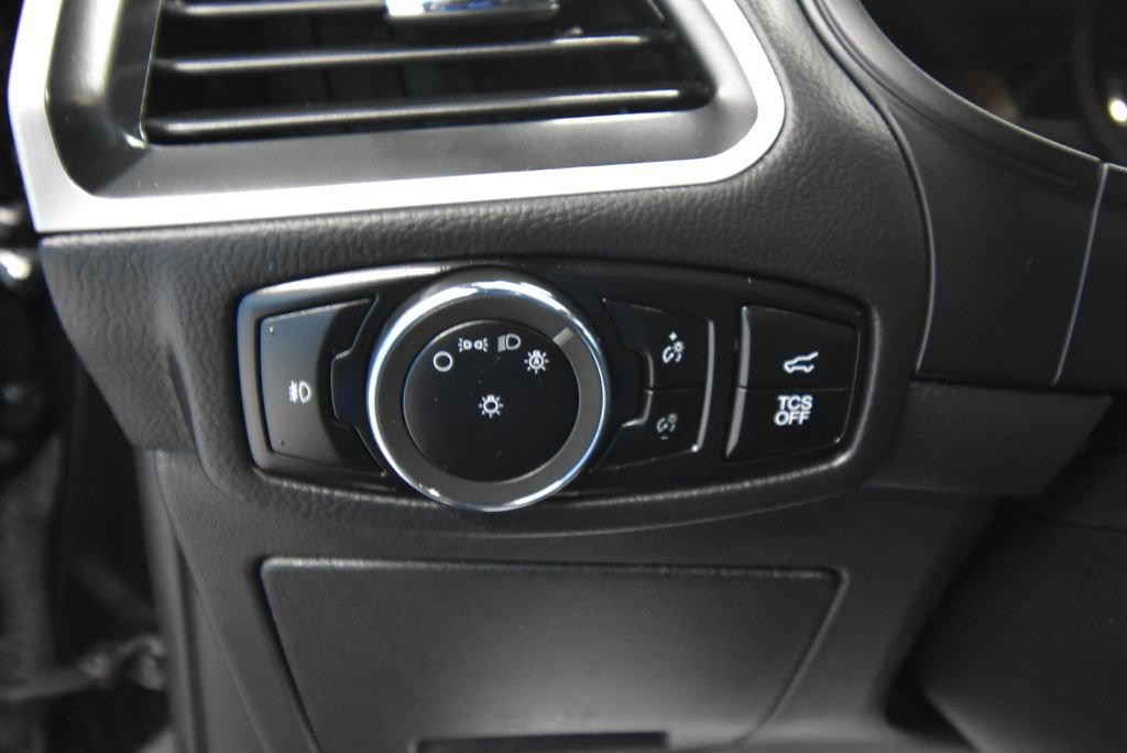 Used 2024 Ford Edge ST-Line AWD/4WD image 7