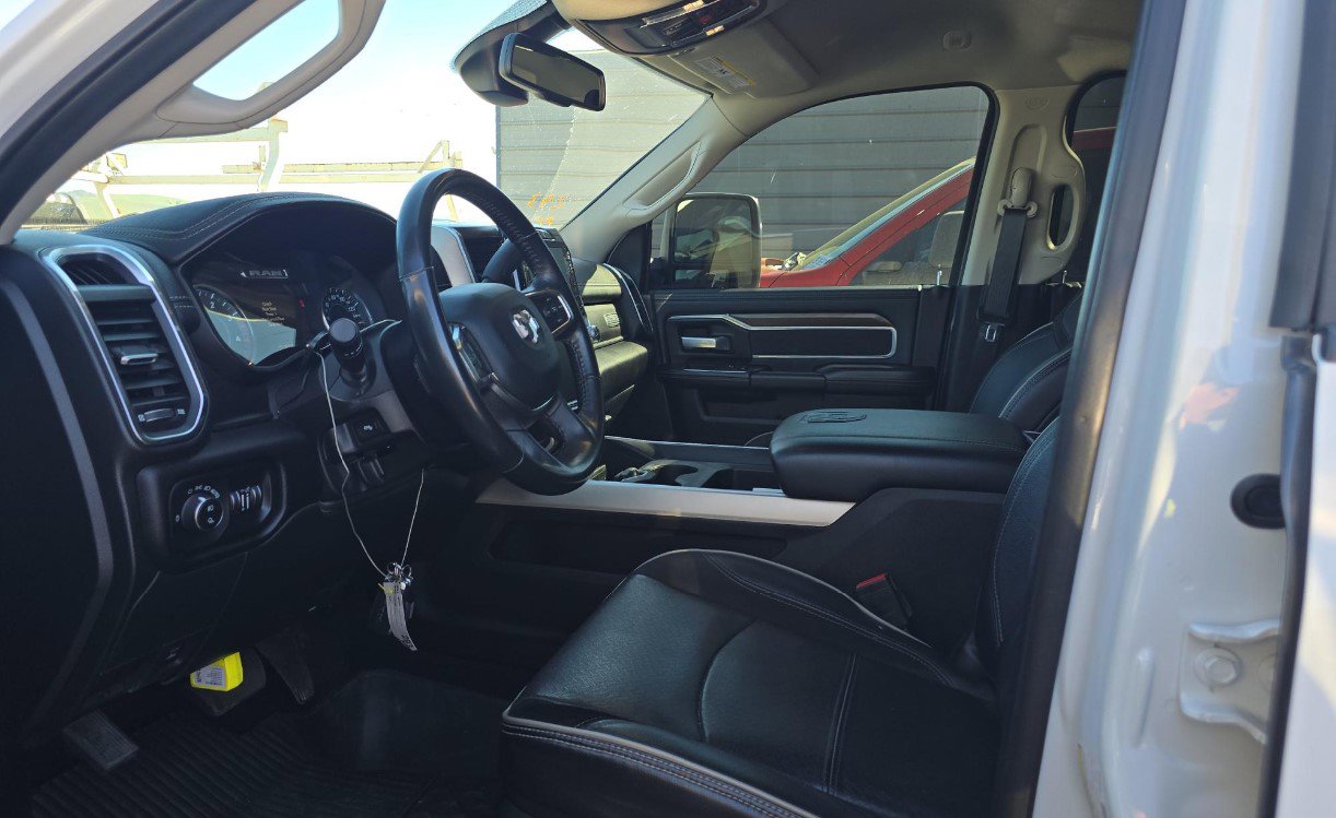 Used 2023 RAM 2500 Laramie AWD/4WD image 7