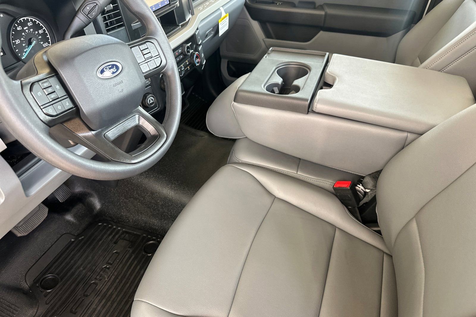 New 2025 Ford F350 XL w/ XL Chrome Package image 10